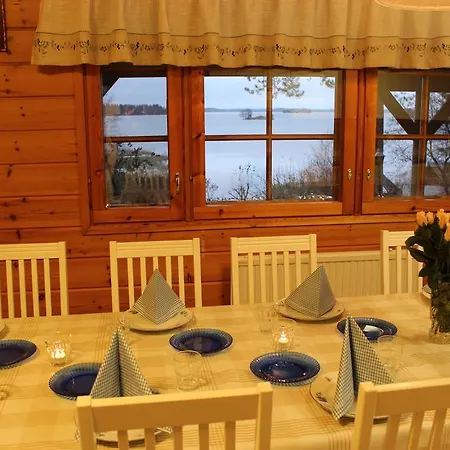 Kultakukkura Hirsikartano Tammela