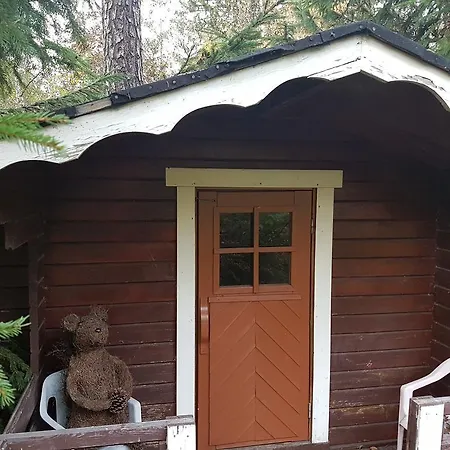 Villa Kultakukkura Hirsikartano *